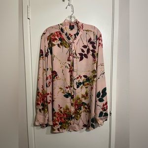 Moving Sale! Elegant Dressy Blouse Design